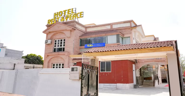 Slider - hourly hotels, hourly stay, micro stay, short stay hotels